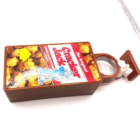 Vintage Subway Pop-out Cracker Jack Magifying Glass Kids Meal Toy From 1999 - Picture 2 of 7